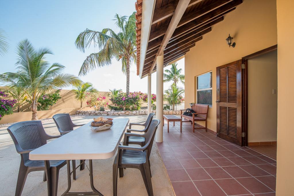 Lagun Blou Dive And Beach Resort Exterior photo