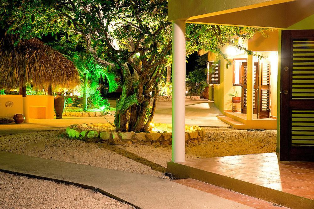 Lagun Blou Dive And Beach Resort Exterior photo